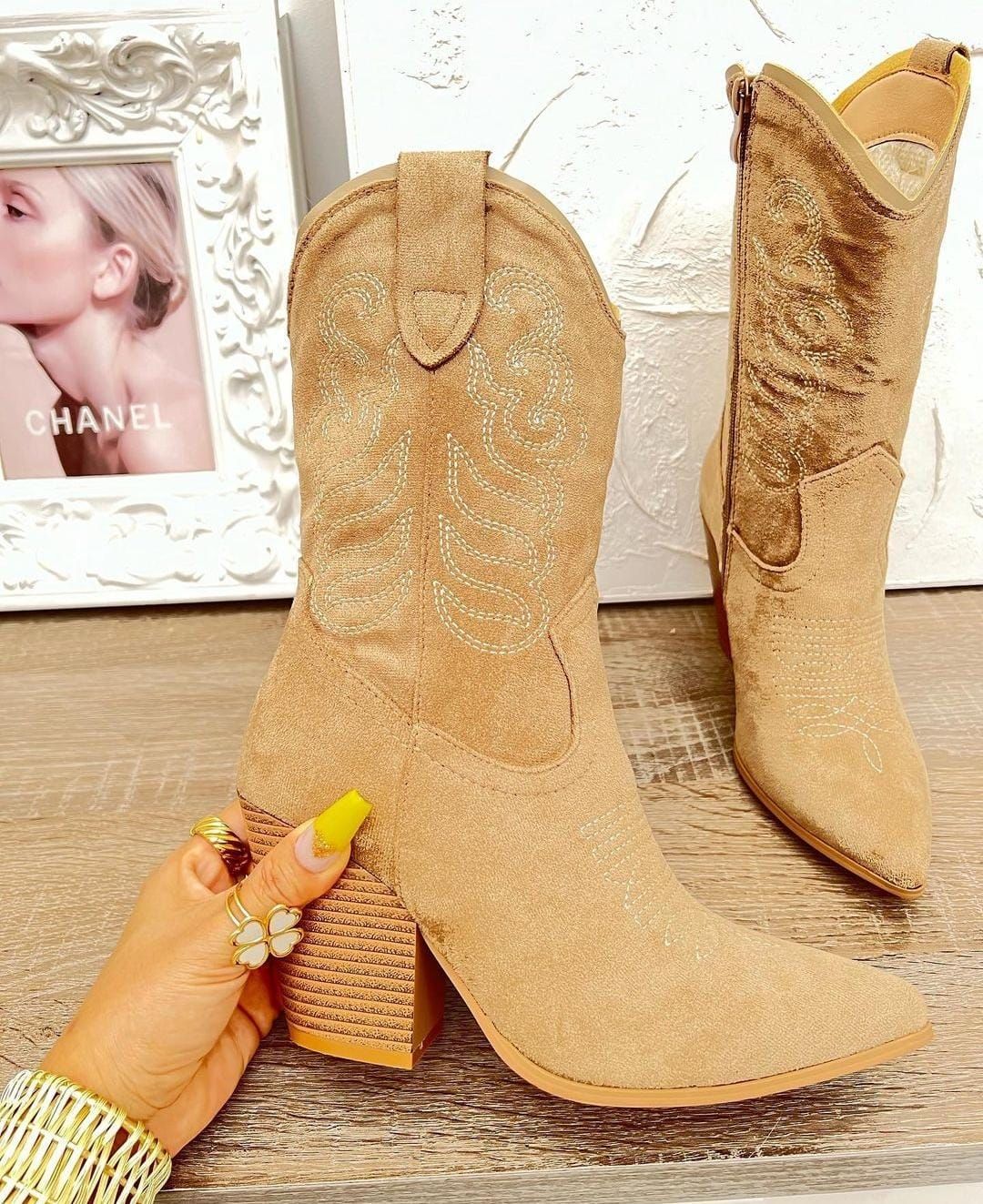 botas-cowboy-beige-131wnf-1.jpg